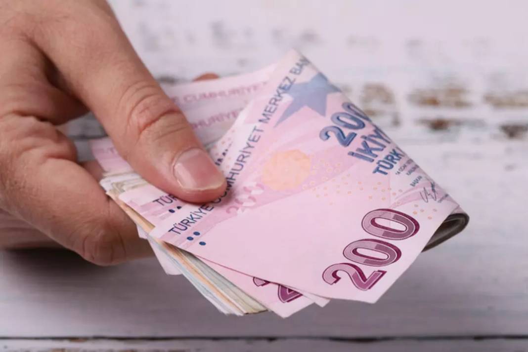 Emeklilere Büyük Müjde! En Düşük Maaş ve Ek Ödemelerde artış oldu 4