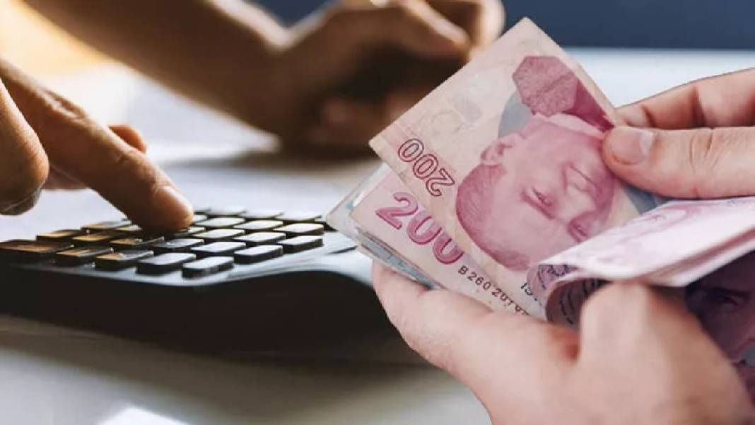 14.500 TL Olması İmkansız! Cem Küçük 2025’in Gerçek Emekli Maaşını Açıkladı! 3