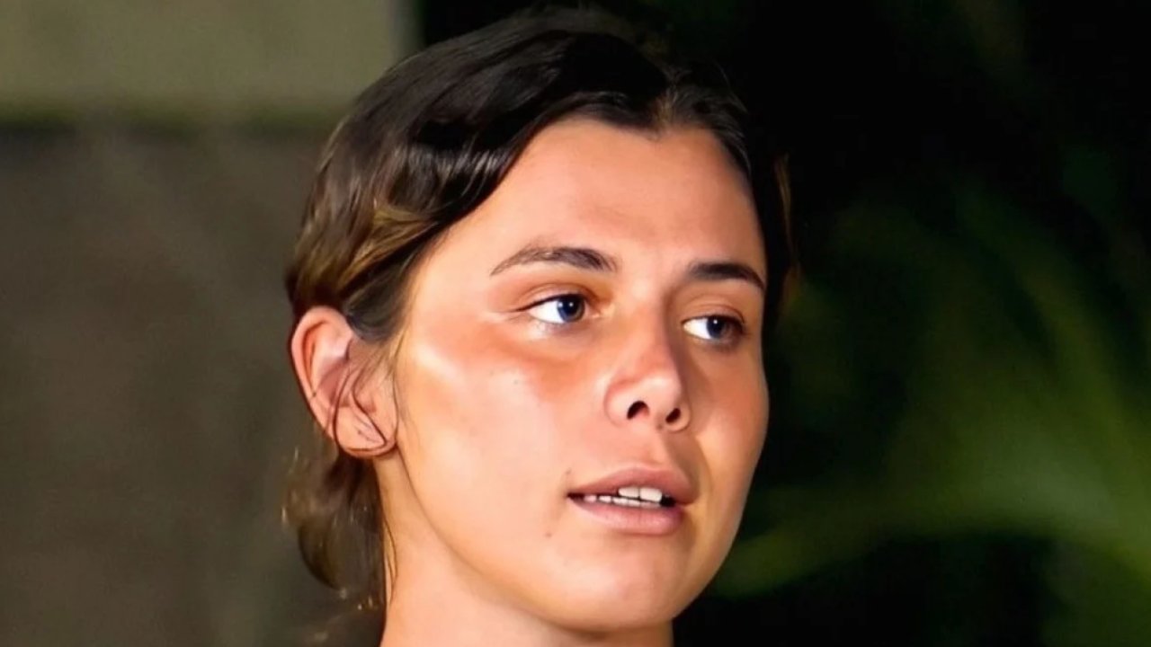 Aşk Kıvılcımları Survivor’da! Nefise Karatay ve Yunanlı Yarışmacı Arasındaki Yakınlaşma