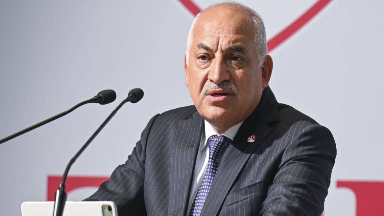 Büyükekşi, TFF başkanlık seçimi öncesi sürpriz bir karar aldı