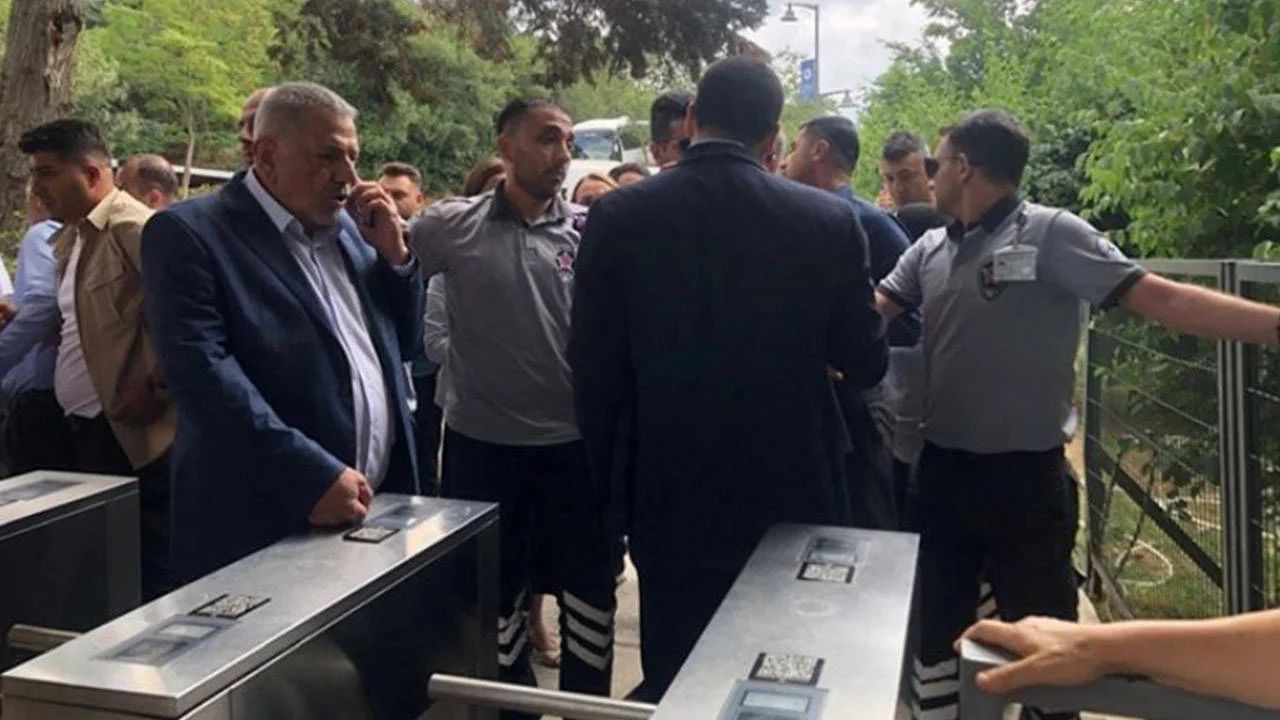 CHP heyeti, vekillerin Boğaziçi Üniversitesine alınmaması üzerine suç duyurusunda bulundu