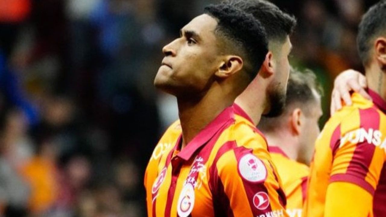 FIFA, Galatasaraylı oyuncuya büyük ceza verdi