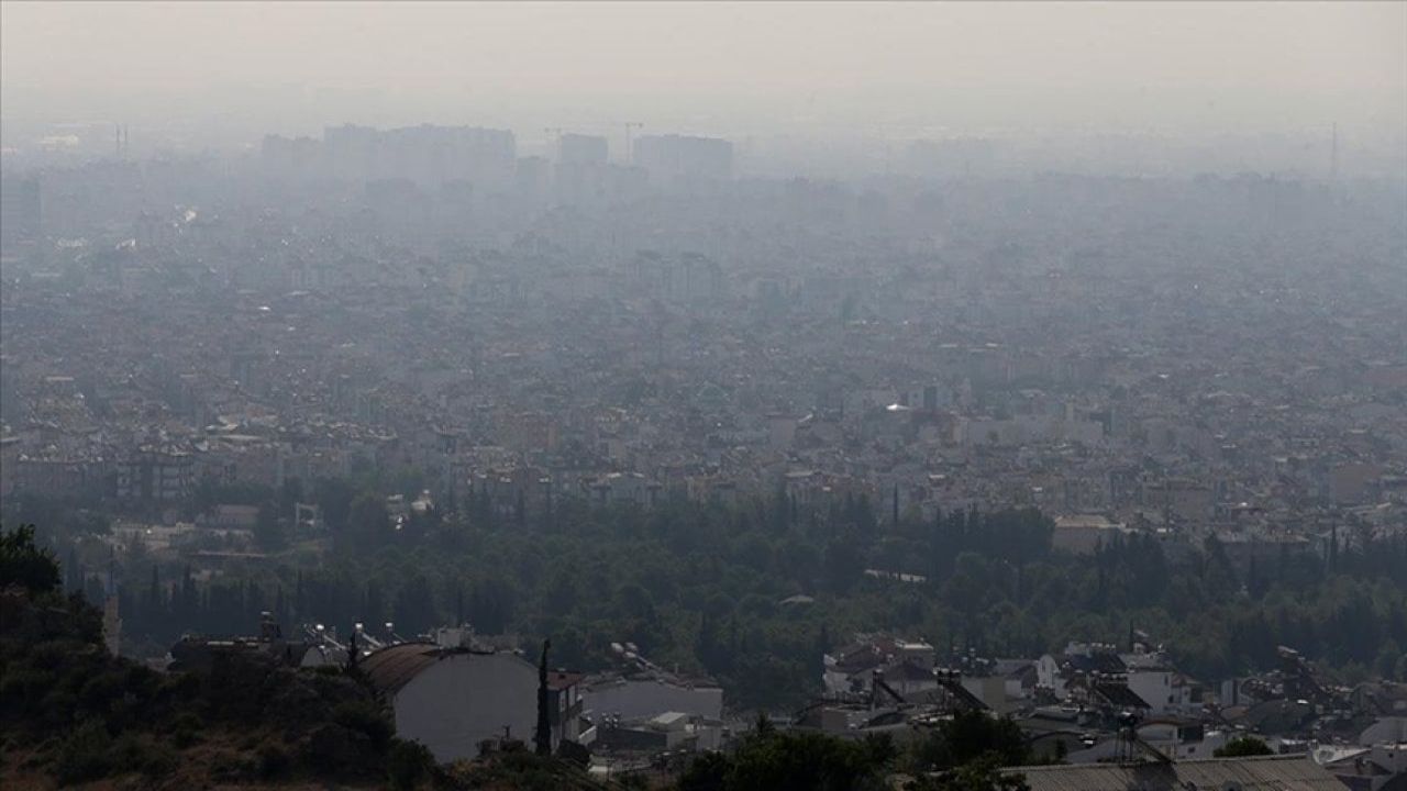 Hava kirliliği tehlike sınırını aştı: Uyutmayan ve nefes aldırmayan seviyelere ulaşıldı