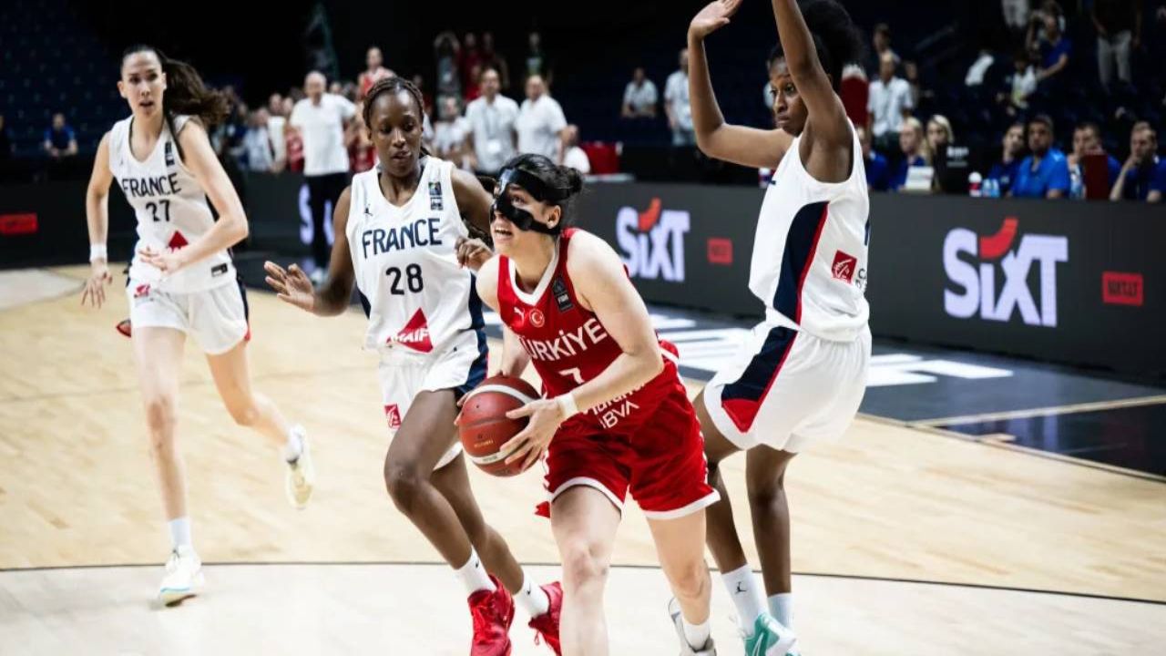 U20 Kadın Milli Basketbol Takımı, Avrupa Şampiyonası'nda Fransa'ya yenildi