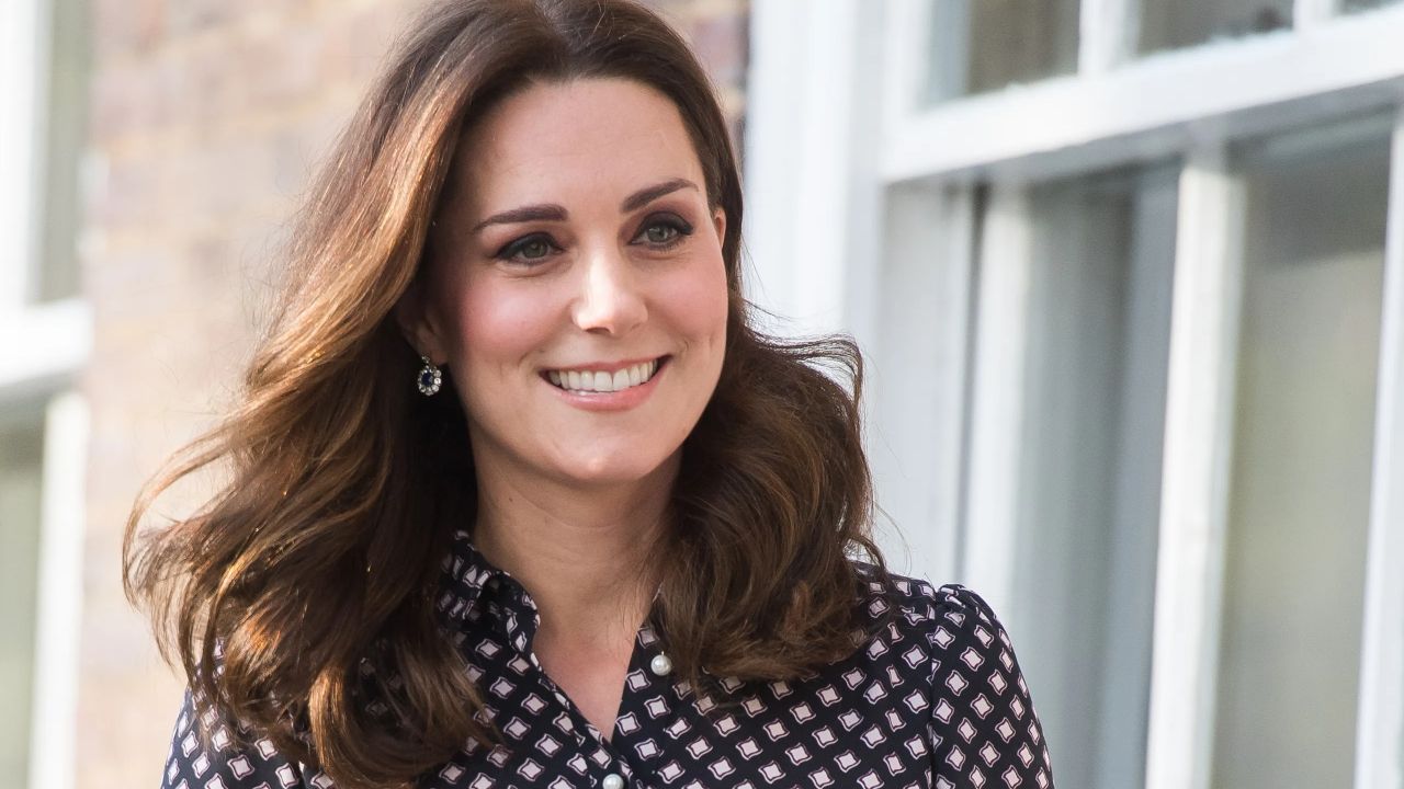 Kanser tedavisi gördüğünü açıklayan Galler Prensesi Kate, yarın ödül töreninde ödül verecek