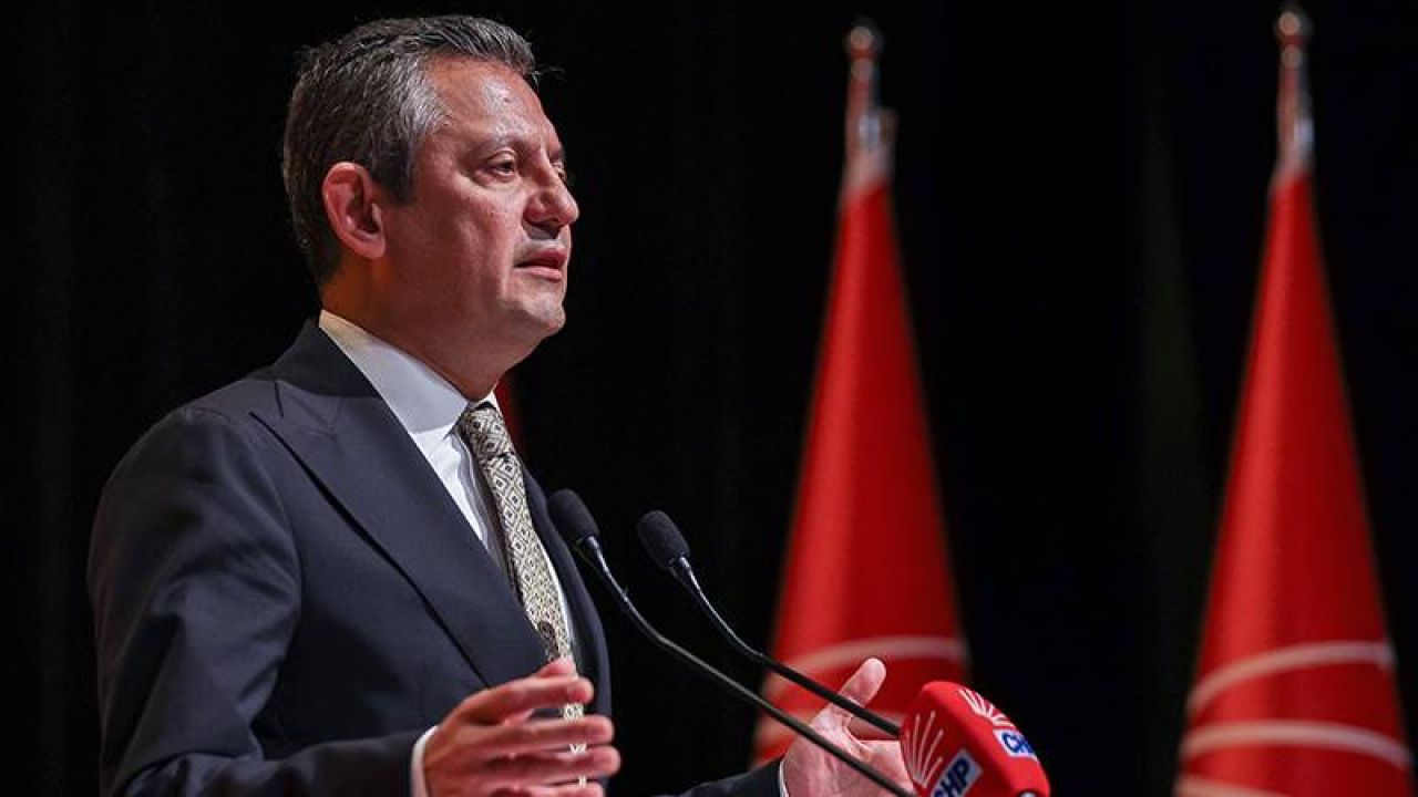 Özgür Özel, İsrail'in Gazze'deki El-Mevasi Bölgesine Saldırısını Kınadı