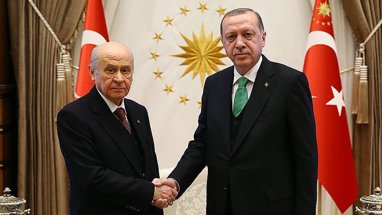 Ümit Özdağ'dan İddia: Bahçeli, Erdoğan'ı Tehdit Etti