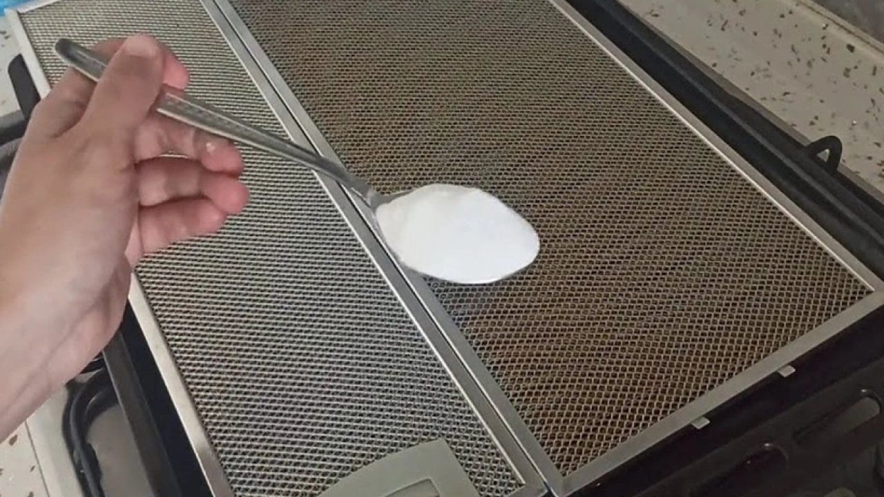 Aspiratörlerin Hızlı ve Etkili Temizliği için İpuçları: Yağ Lekelerine Son
