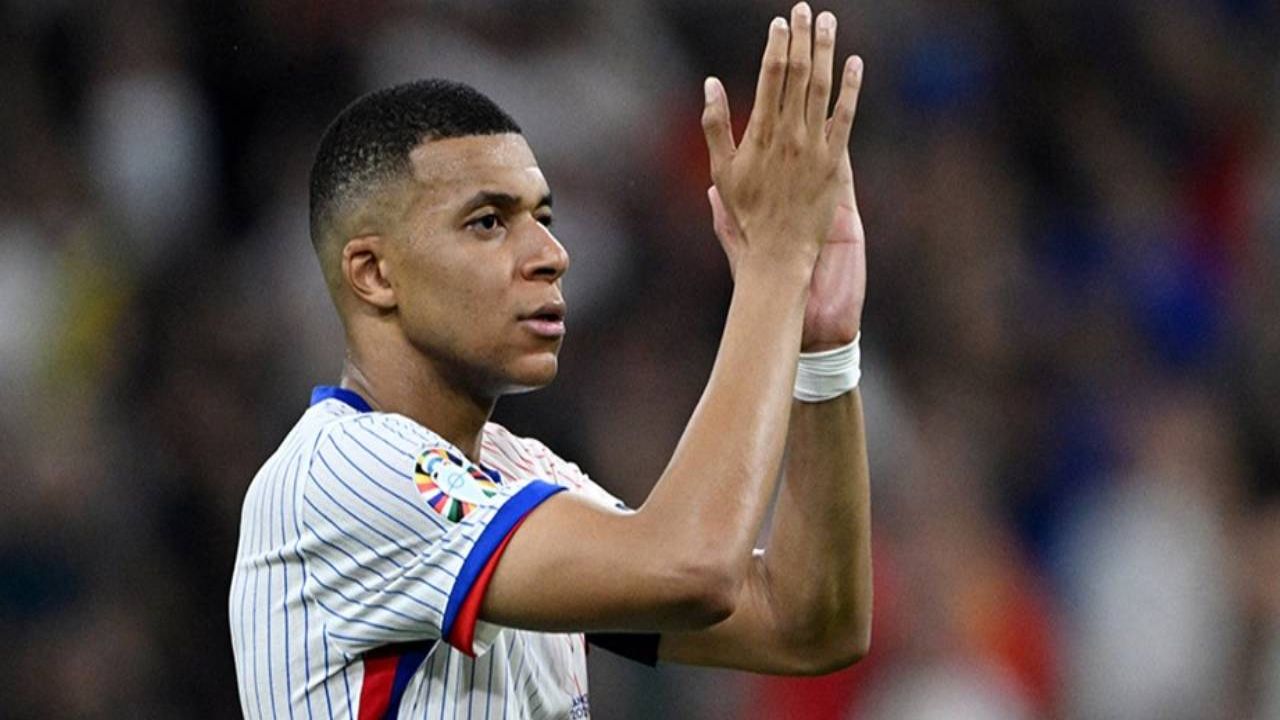 Real Madrid, Kylian Mbappe transferini resmen açıkladı