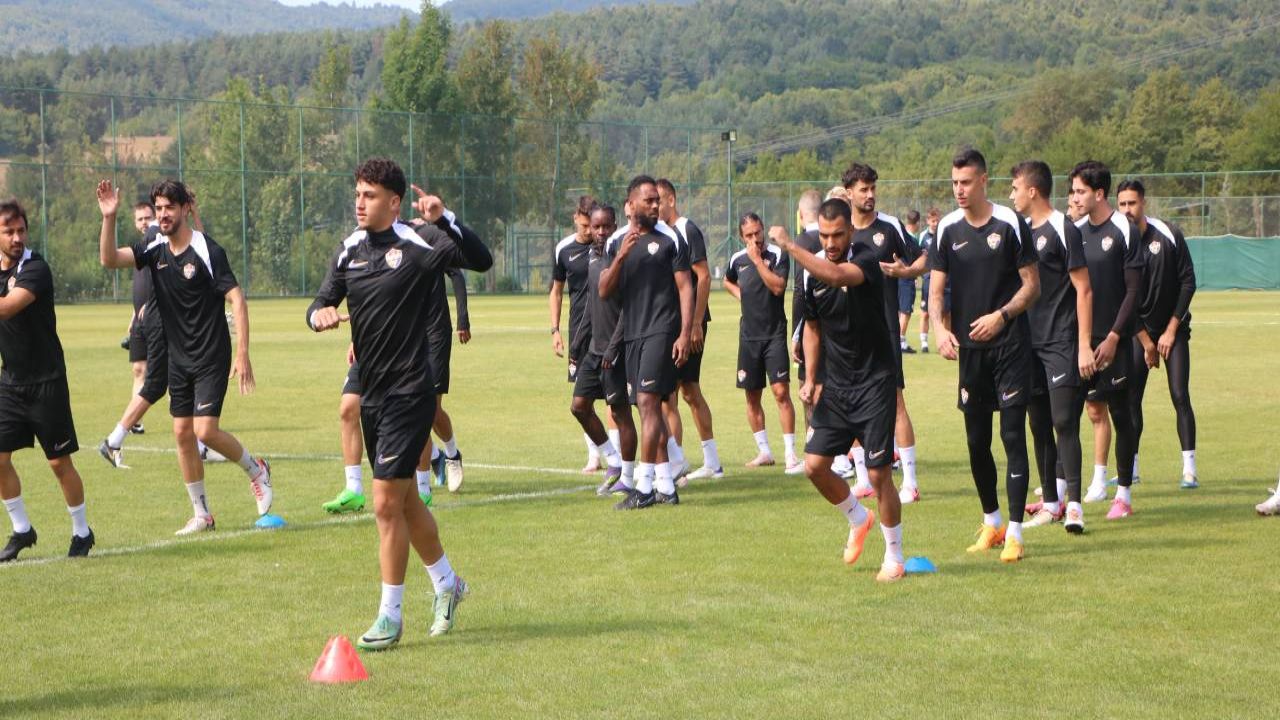Eyüpspor yeni sezon hazırlıklarına başladı