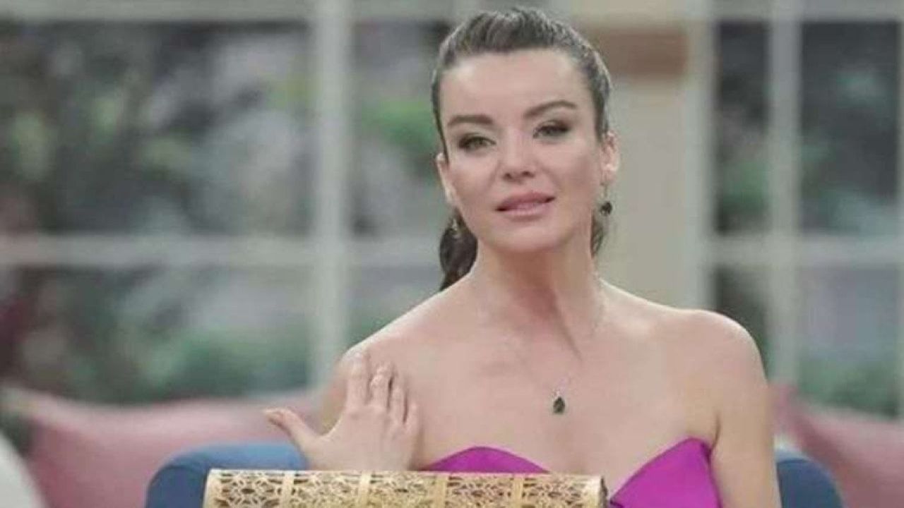 Gelinim mutfakta'nın yeni sunucusu kim oldu?