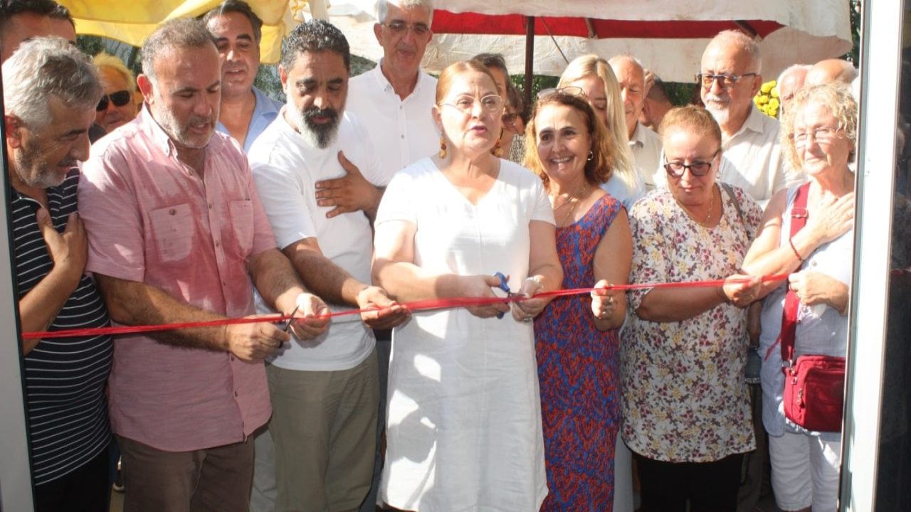 Açılış töreninin ardından aşure ikramı yapıldı