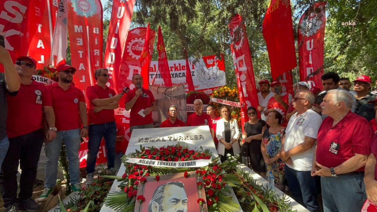 Kemal Türkler, ölümünün 44. yılında mezarı başında anıldı