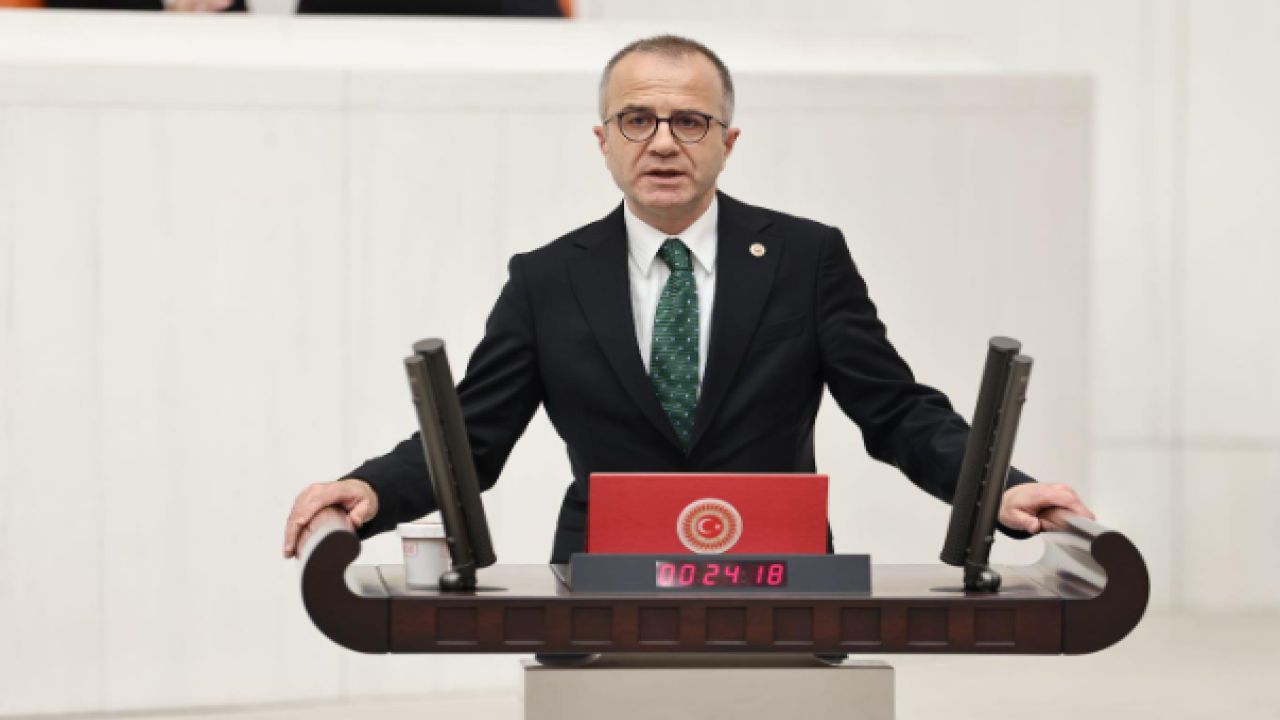 Chp'li konuralp'ten bakan uraloğlu'na 'wattpad' sorusu