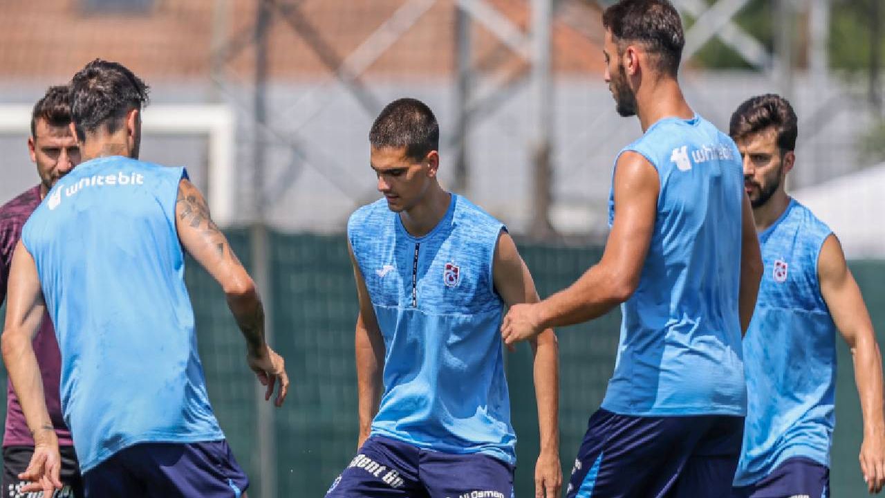 Trabzonspor'un Ruzomberok maçı kamp kadrosu açıklandı