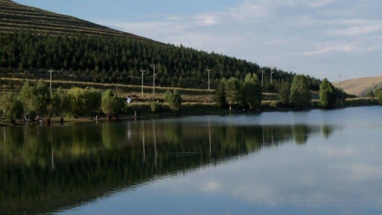Erzurum'daki gölette kaybolan çocuk aranıyor