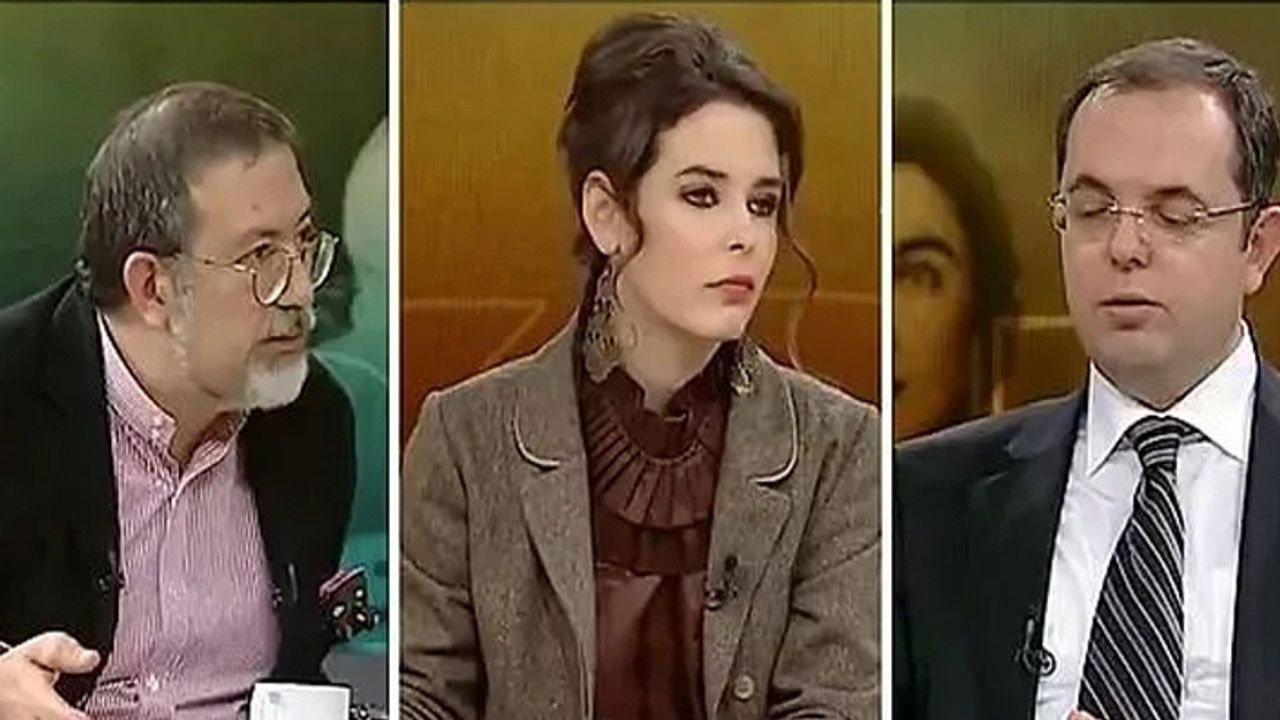 Tarihin Arka Odası Pelin Batu'suz İlk Canlı Yayını Külliye'de Gerçekleştirecek