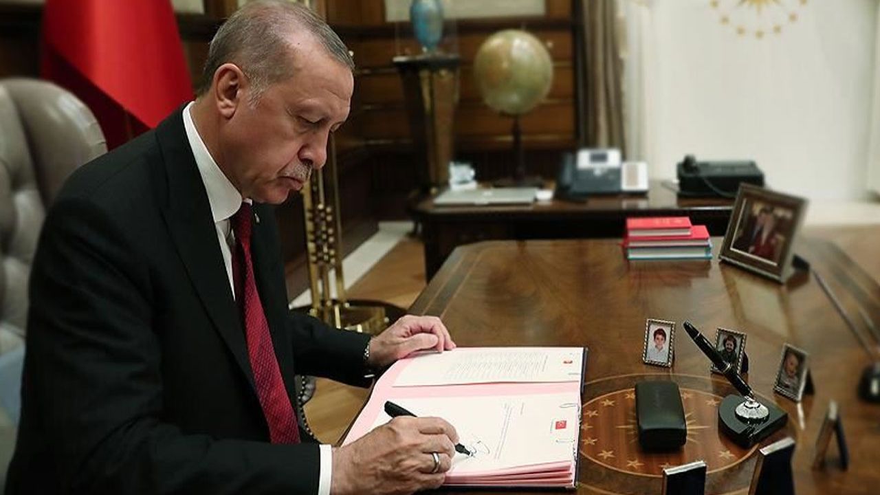 Erdoğan kabinesinde ikinci revizyon: Birden fazla bakan yardımcısı ve üst düzey bürokrat görevden alındı