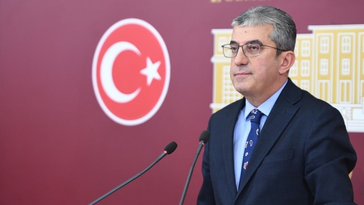 CHP'li Günaydın Bakanlıklardaki Görev Değişikliklerine Tepki Gösterdi