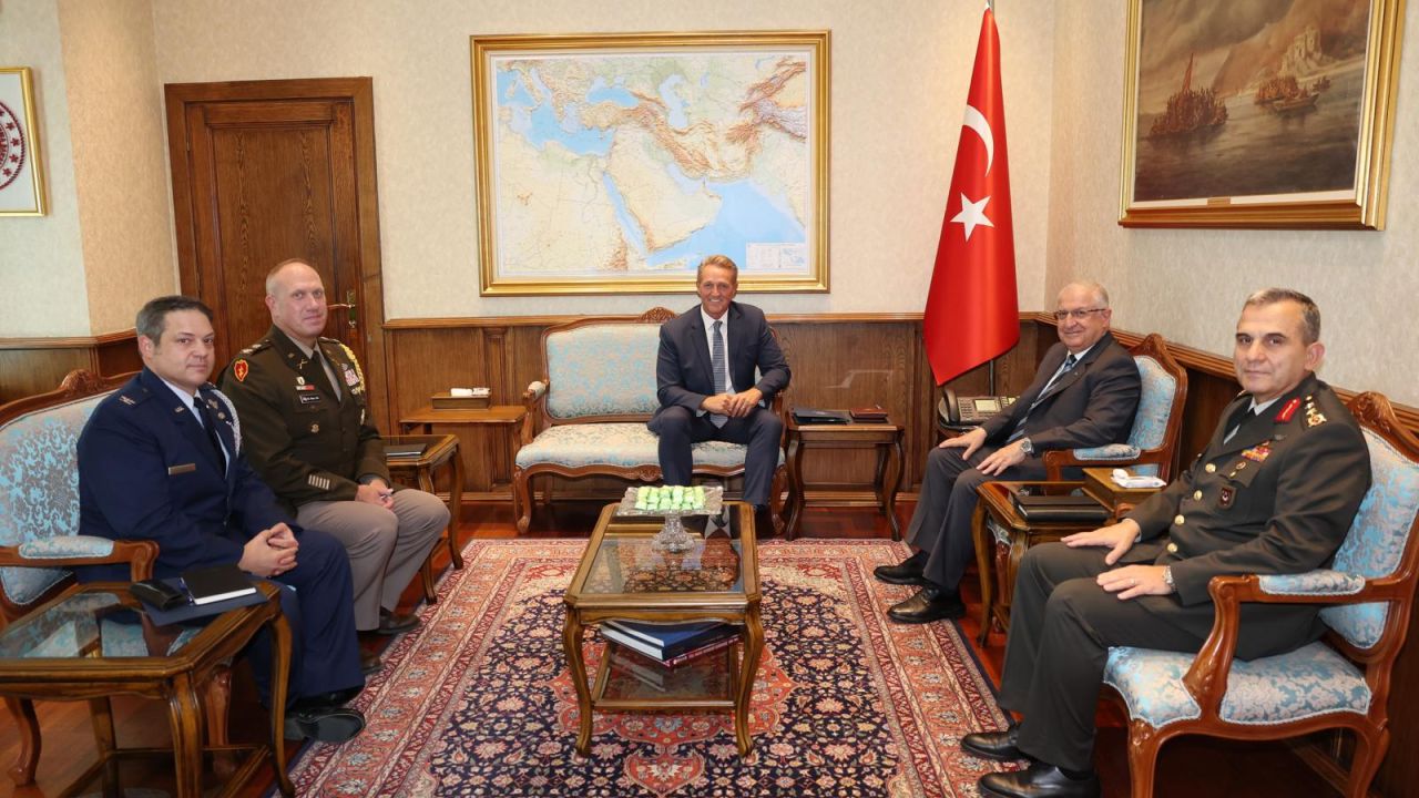 Bakan Güler, ABD Büyükelçisi Flake'le görüştü