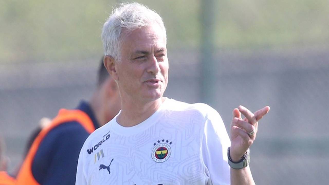 Mourinho'nun isteği üzerine Fenerbahçe transfere hazırlanıyor