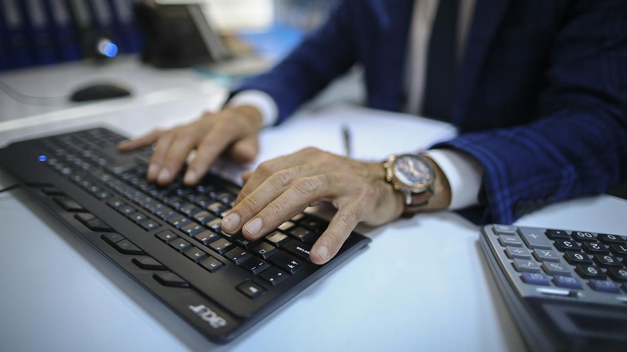 Memurlar için toplu sözleşme ikramiyesi teklifi TBMM'de kabul edildi