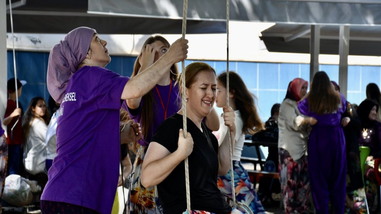 Bursa kırsalında kadınlar bir günlüğüne yönetimi ele aldı