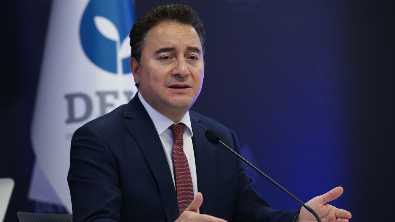 Ali Babacan ekonomiyi iki yılda düzelteceğini söyledi