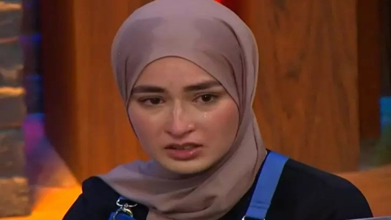MasterChef'te Beyza'nın Gözyaşları Dikkat Çekti