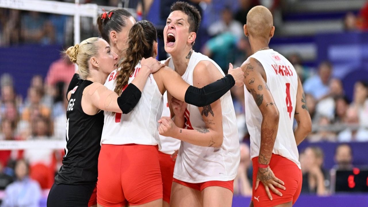 Filenin Sultanları'nın yarı final heyecanı: Türkiye-İtalya maçı saat kaçta ve hangi kanalda?