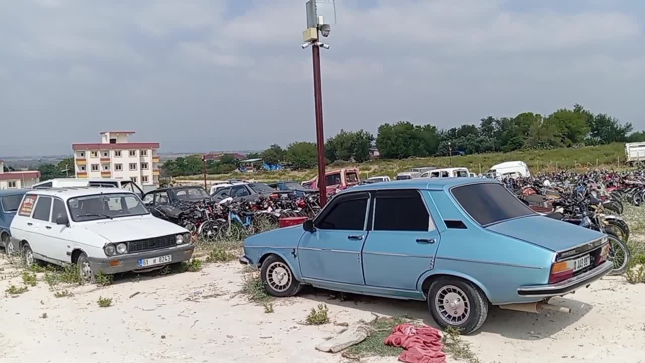 Kadirli Belediyesi'nin zabıta aracına haciz işlemi: Başkan tepki gösterdi
