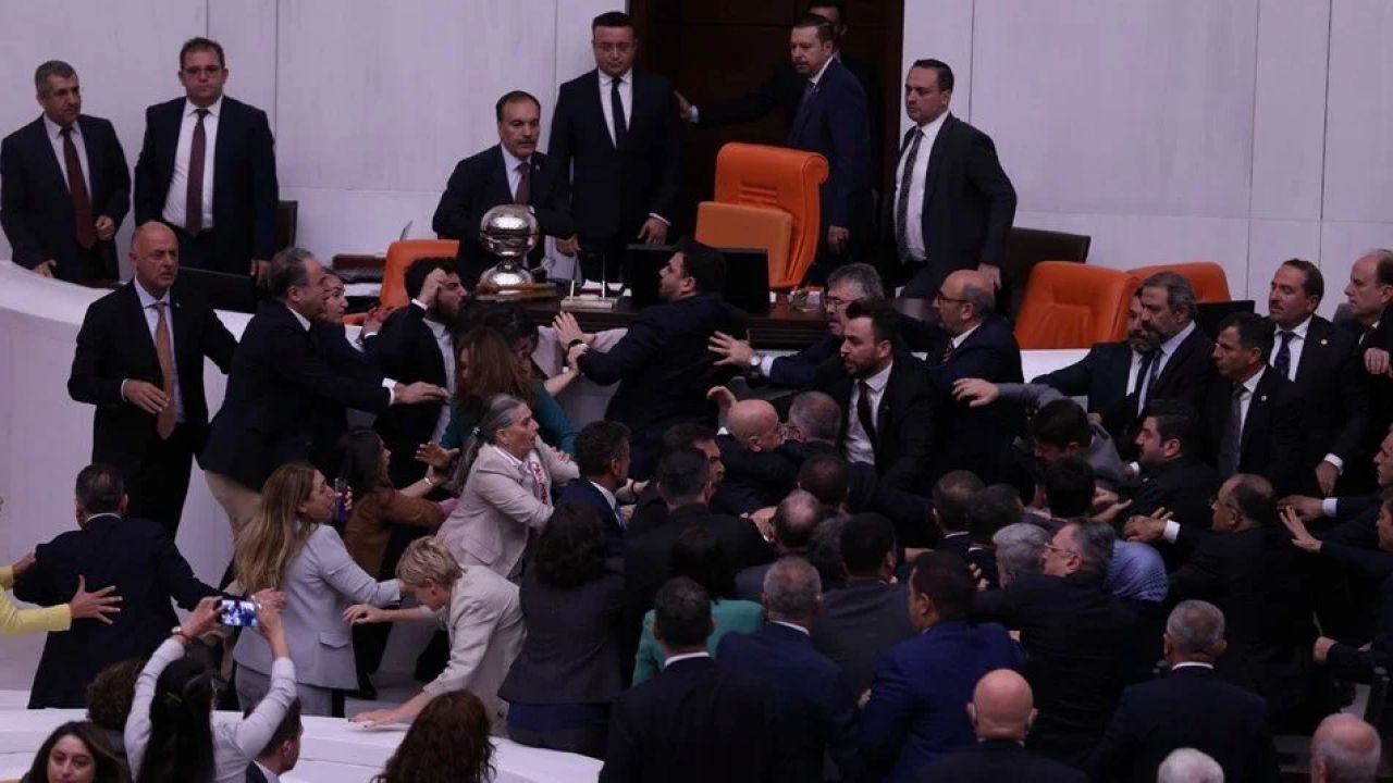 Meclis'te Can Atalay Oturumu Tutanaklara Geçti