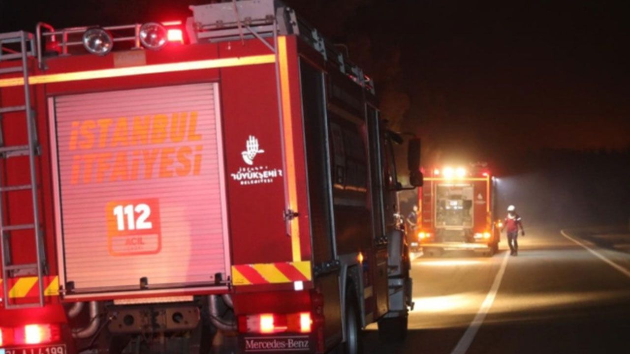 İzmir'deki yangına müdahale için İBB itfaiyesi harekete geçti