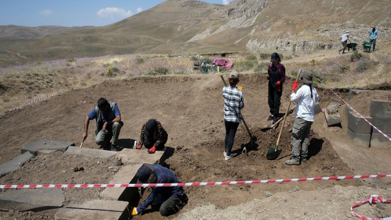 Urartu Kalesi'nde Yeni Keşifler Yapıldı