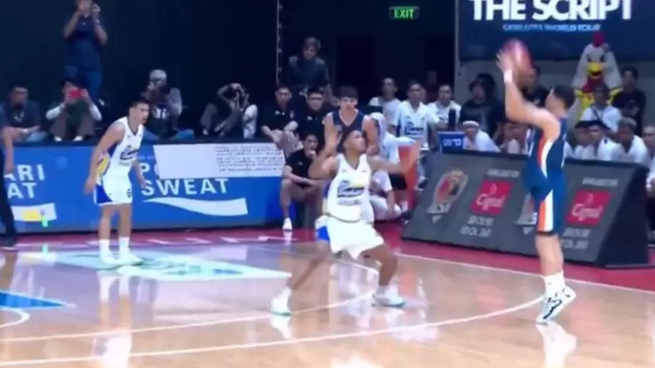 Dünyada ilk kez 4 sayılık basket atıldı