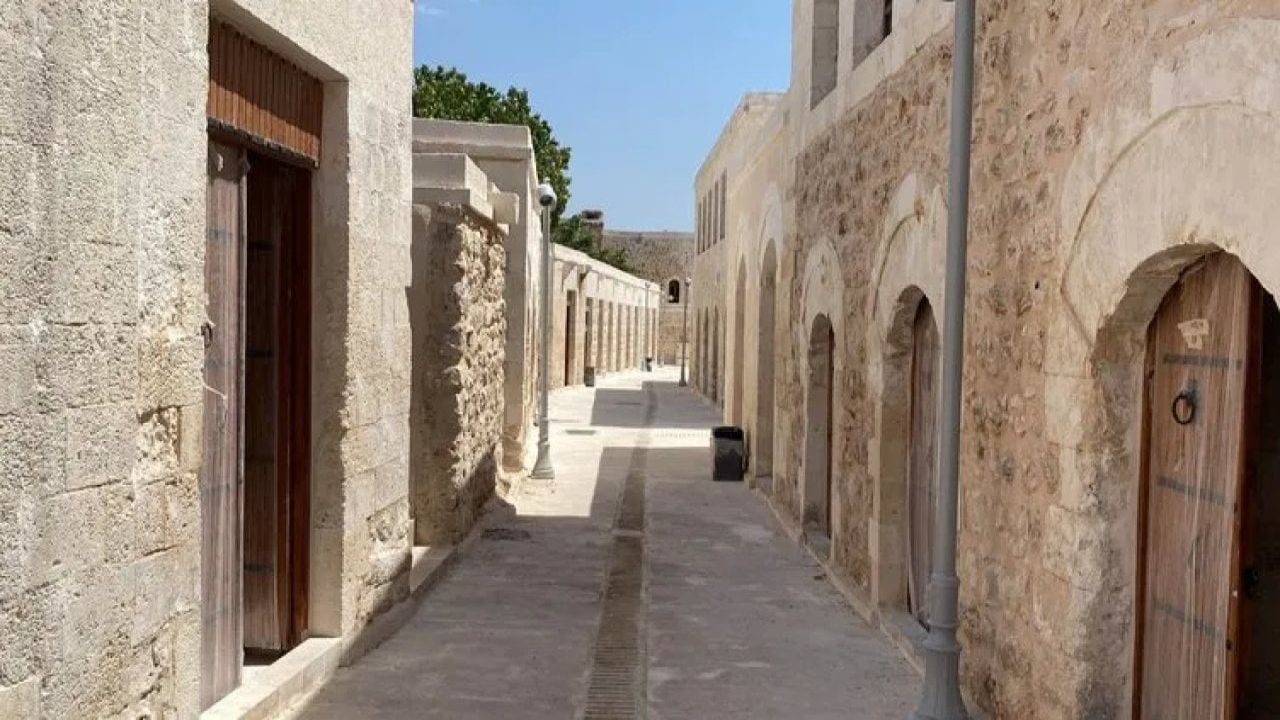 400 yıllık Süryani Çarşısı aslına uygun olarak restore edildi