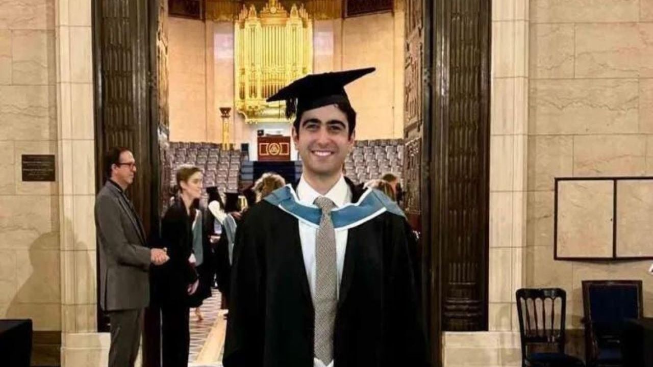 Türk Sanatçı Emre Şener, Dünya Sanat Sahnesinde Parlıyor