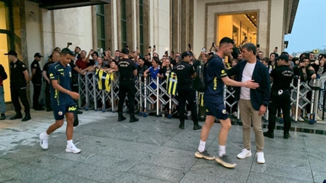 Fenerbahçe kafilesi Rize'ye ulaştı