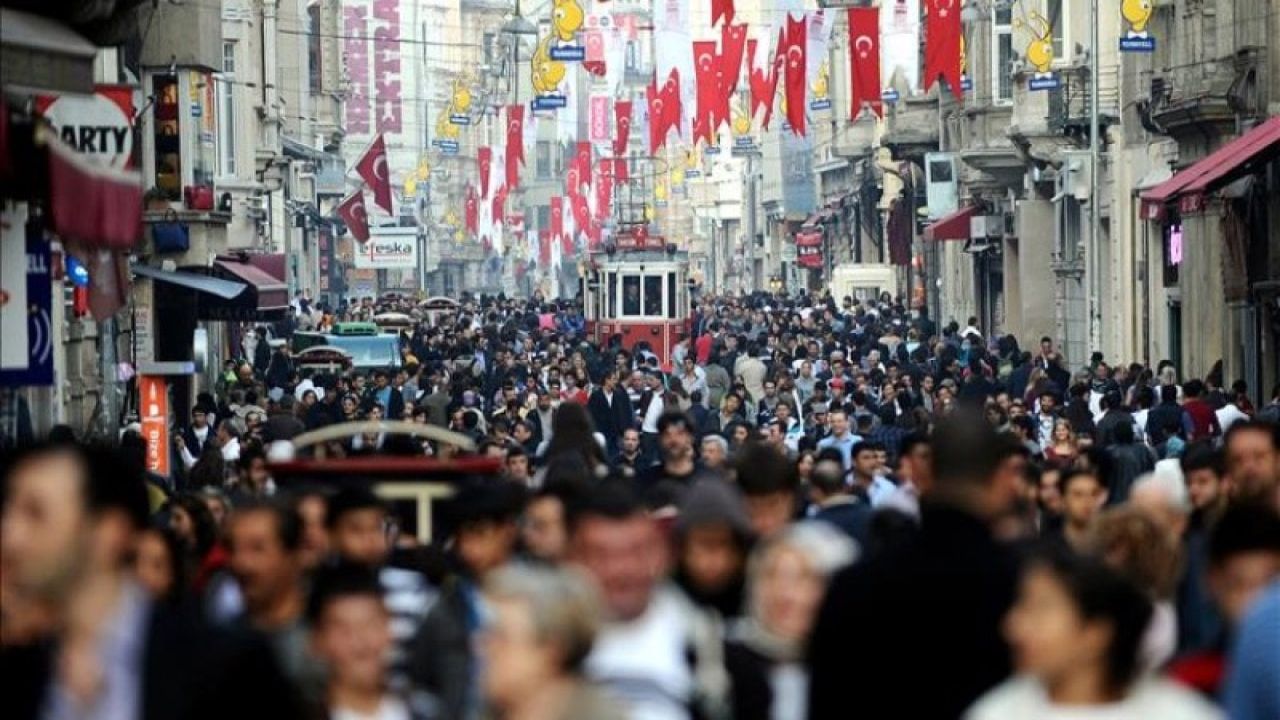 TÜİK, bazı illerde nüfusun yüksek oranda düşeceğini duyurdu