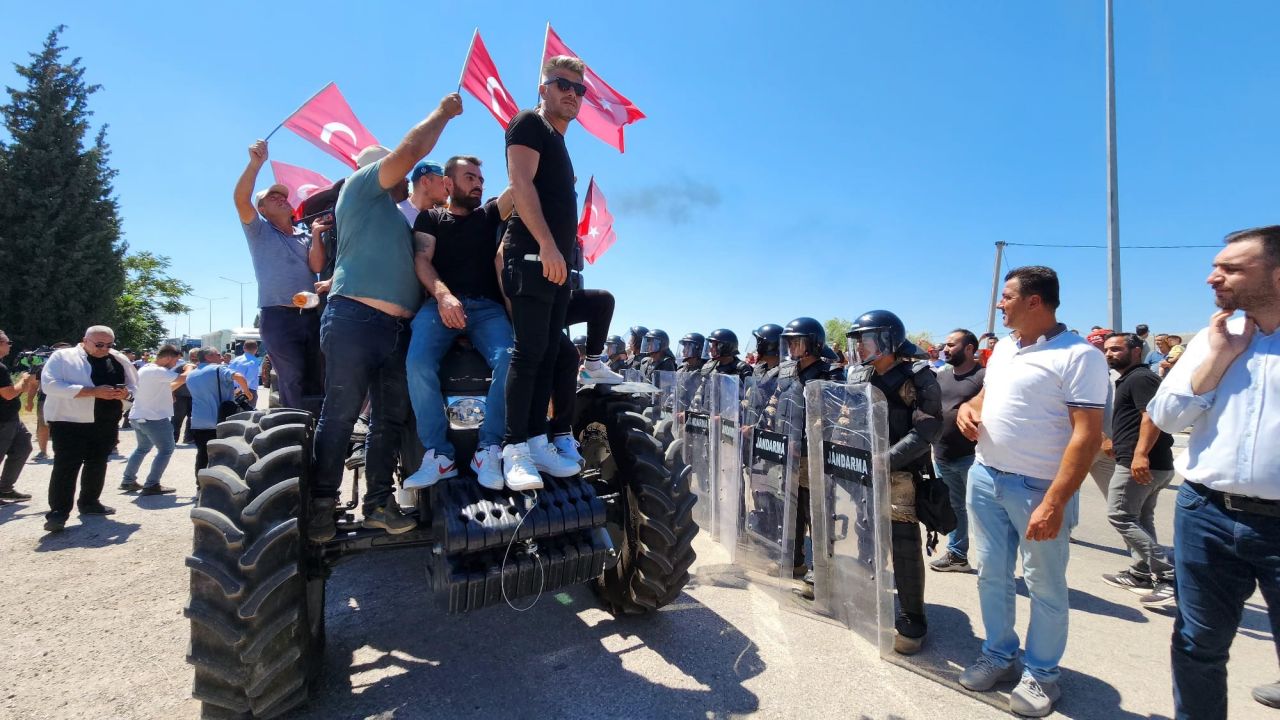Sabah gazetesi, Şimşek'ten Hal Yasası açıklaması istedi: Albayrak dönemi hatırlatıldı