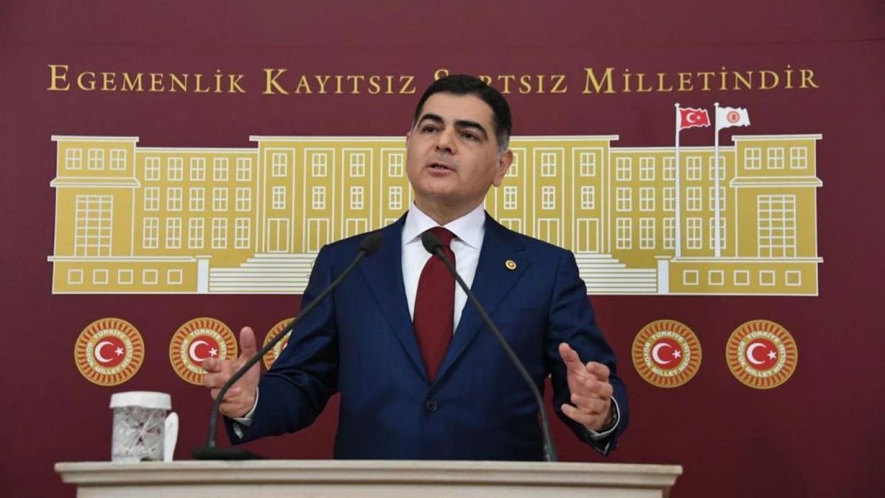Naci Cinisli İYİ Parti’den İstifa Etti