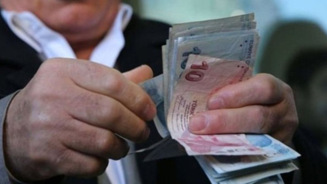 Ek ödeme onaylandı! Maaş alan tüm emeklilere 15000 TL ödeme olacak, 3 banka açıkladı