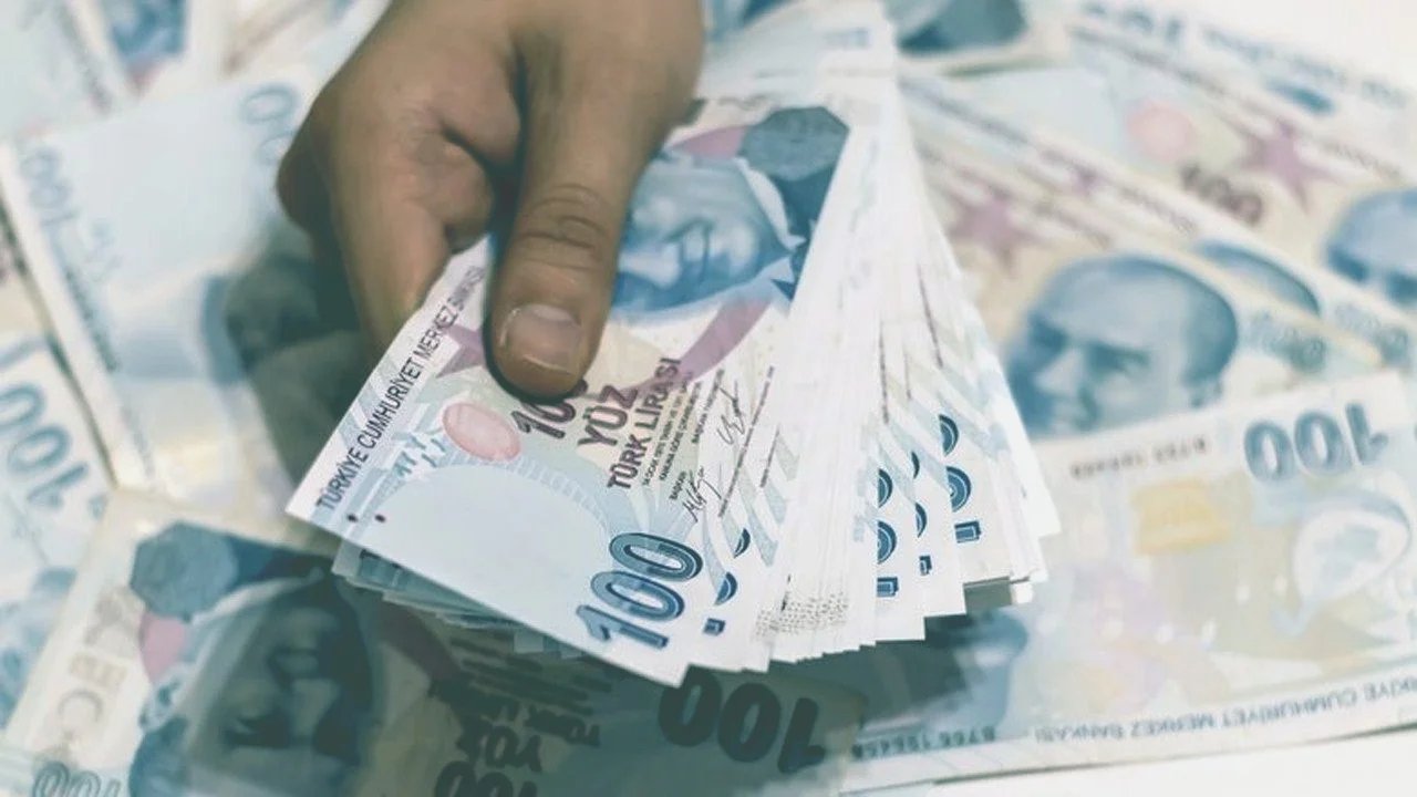 Emeklilere Müjde! Bu Bankalar 21.000 TL'ye Kadar Ödeme Yapıyor!