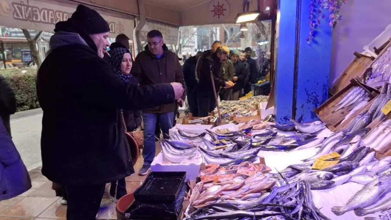 Balık sezonunun açılması tezgahları canlandırdı
