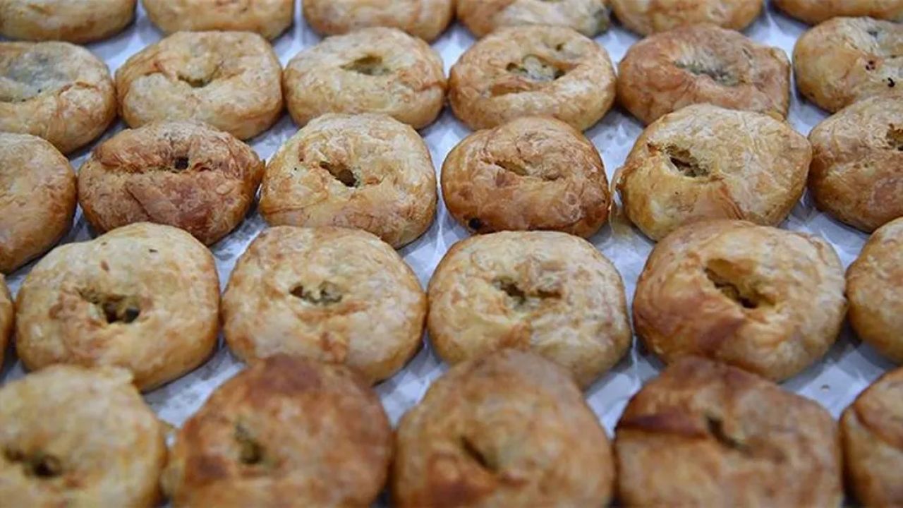 İzmir'de gevrek ve boyoza zam yapıldı