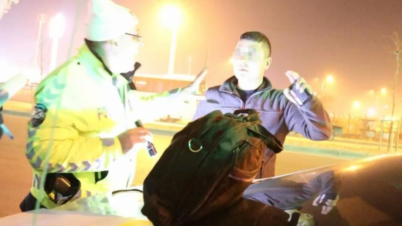 Polis kontrolünde gencin verdiği tepki gülümsetti