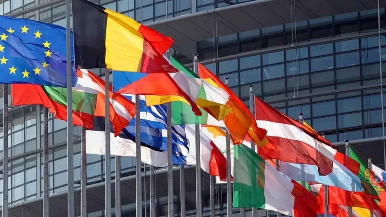 AB ülkelerinden Suriye'ye yönelik yaptırım çağrısı