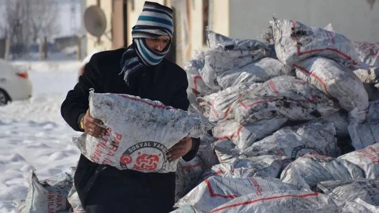 İhtiyaç Sahiplerine Kömür Yardımı Dağıtılacak