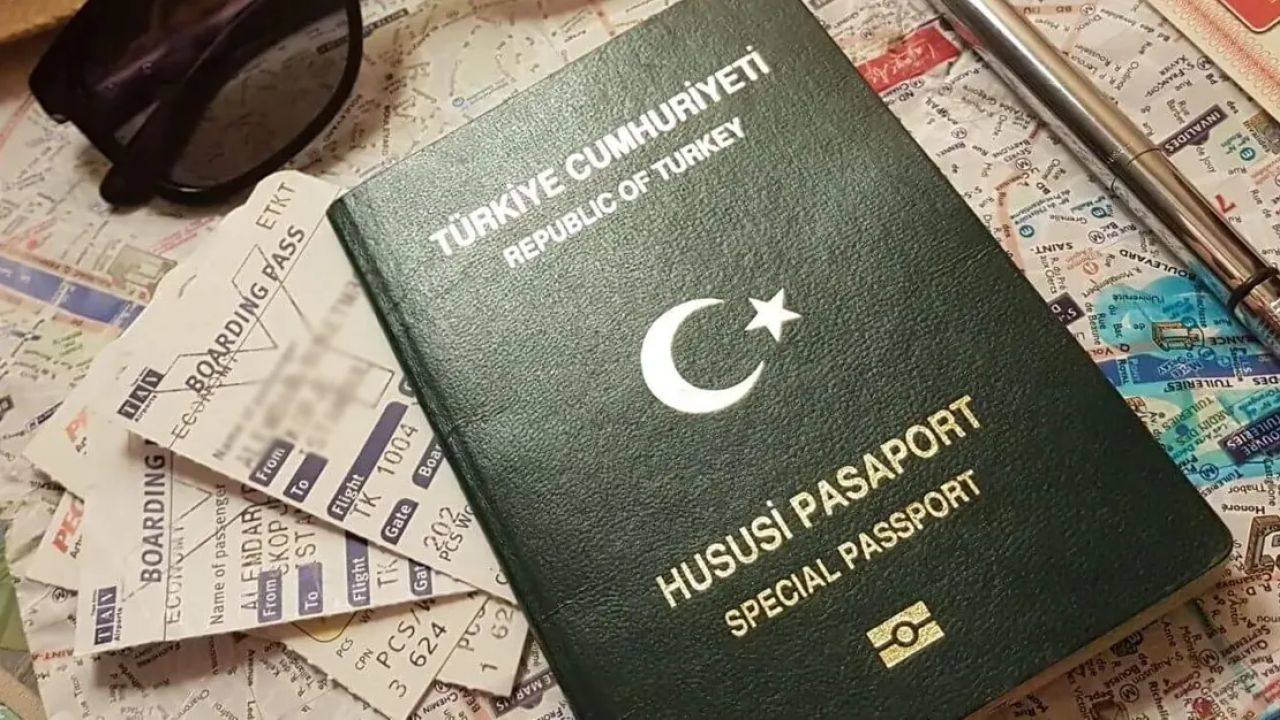 Bakan Bolat: 8 Bin 500 Kişiye Pasaport Verildi