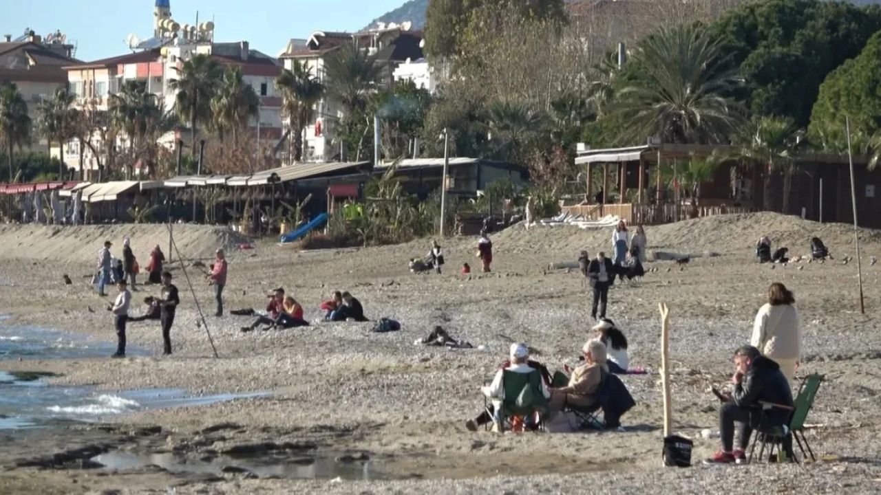 Alanya'da bir günde iki mevsim yaşandı